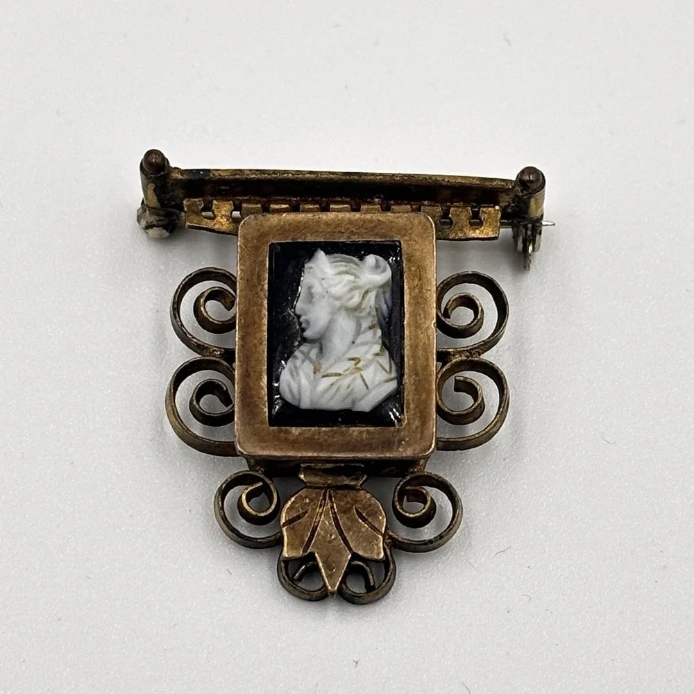 Antique Victorian Cameo Brooch Gold Filled Ornate Frame Lady Foliage Locket